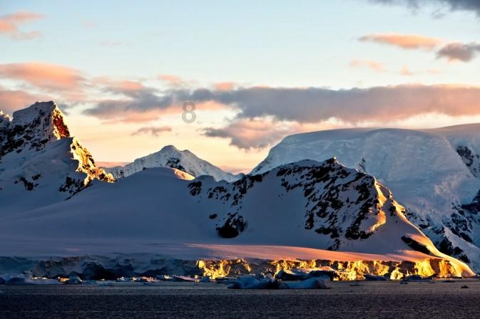 得润电子:第八届第二次董事会会议于2024年1月28日召开